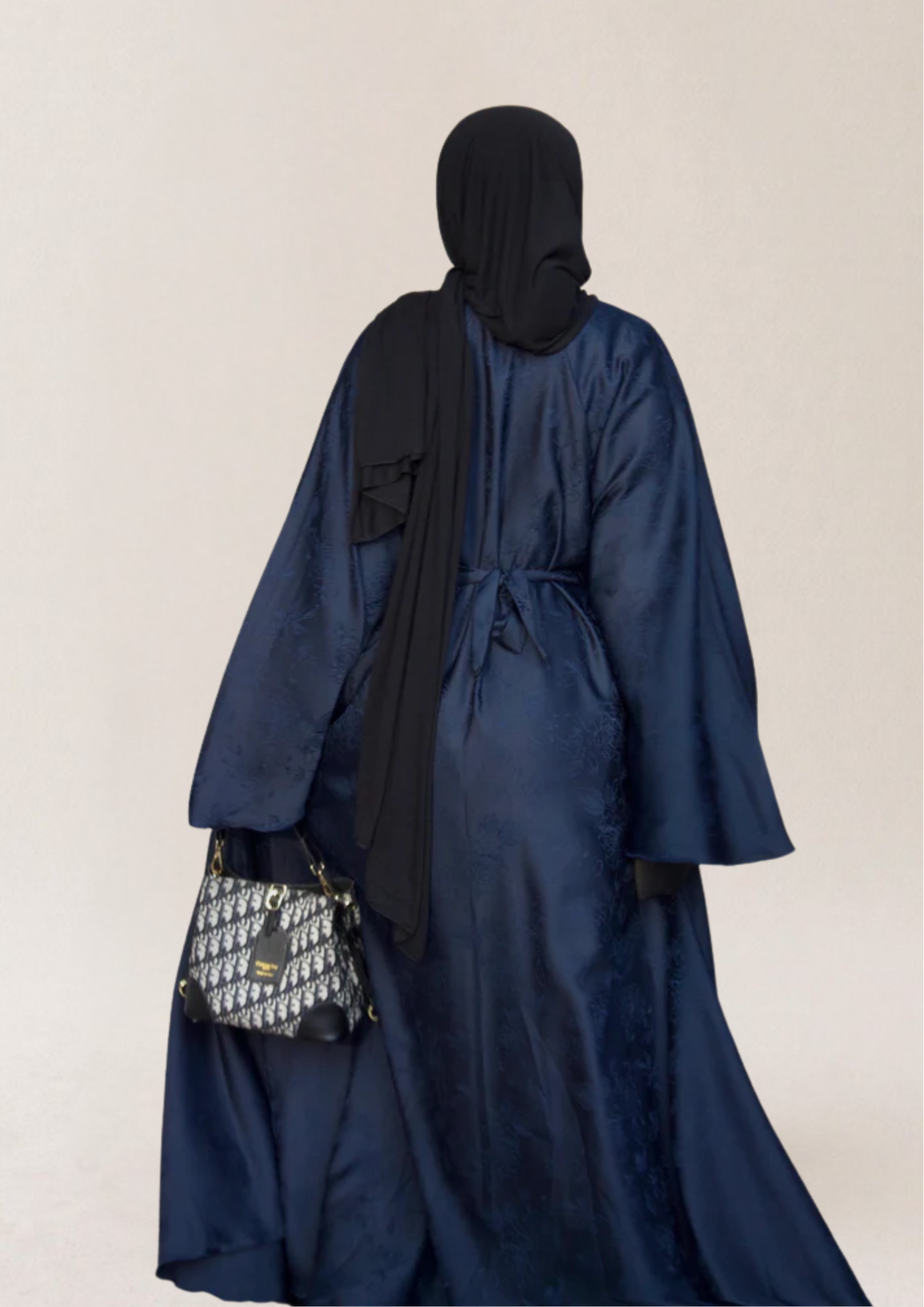 عباية روضة البحرية - دبي