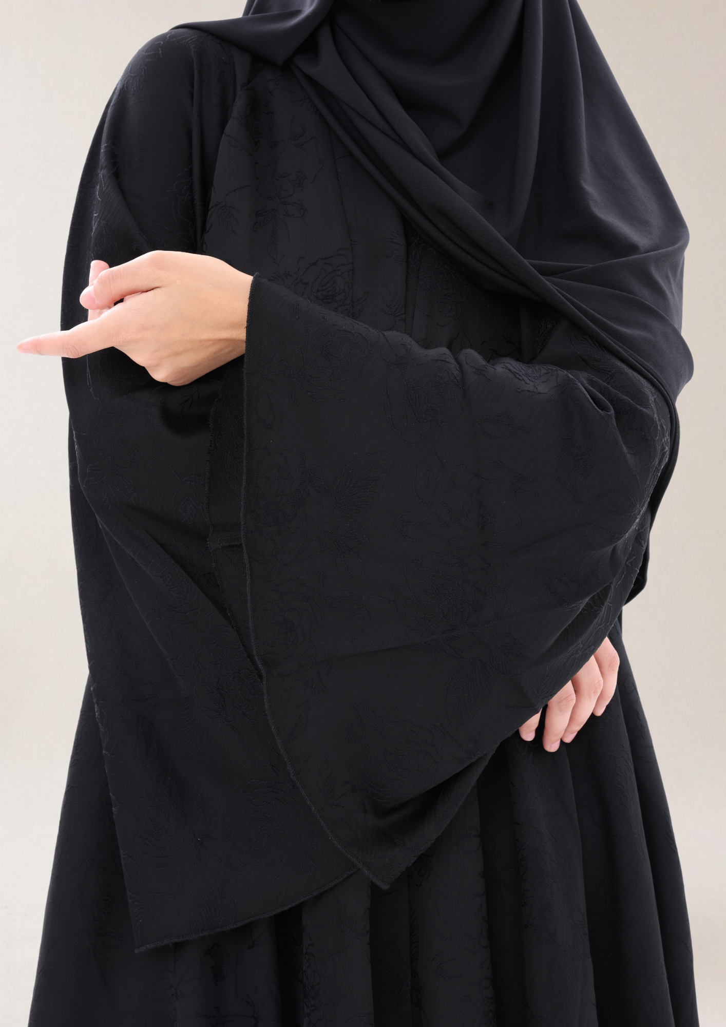 ليلة الروضة - عباية دبي